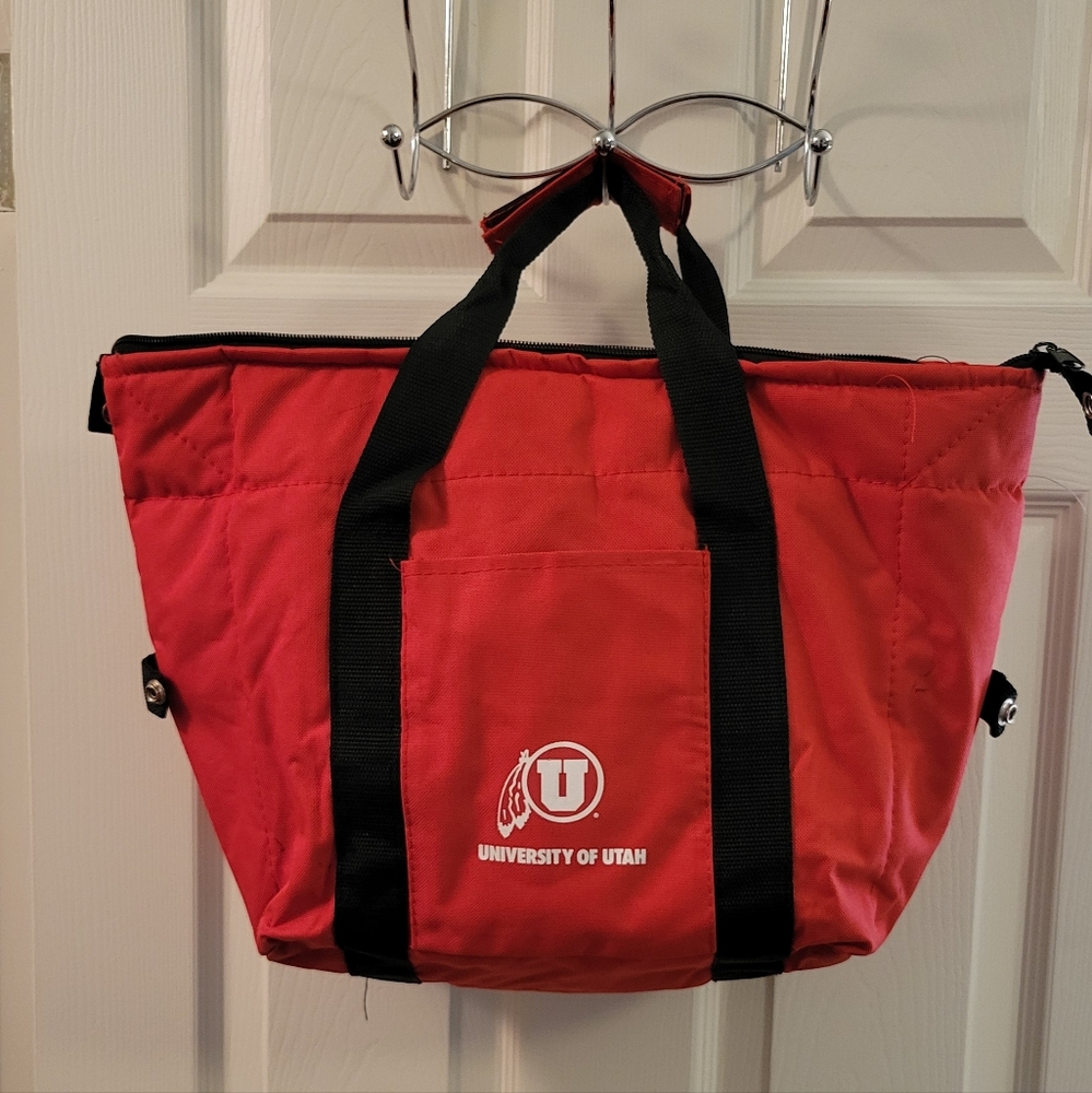 DONATING University of Utah Red Insulated Tote Bag Cooler  approx 18 inch.